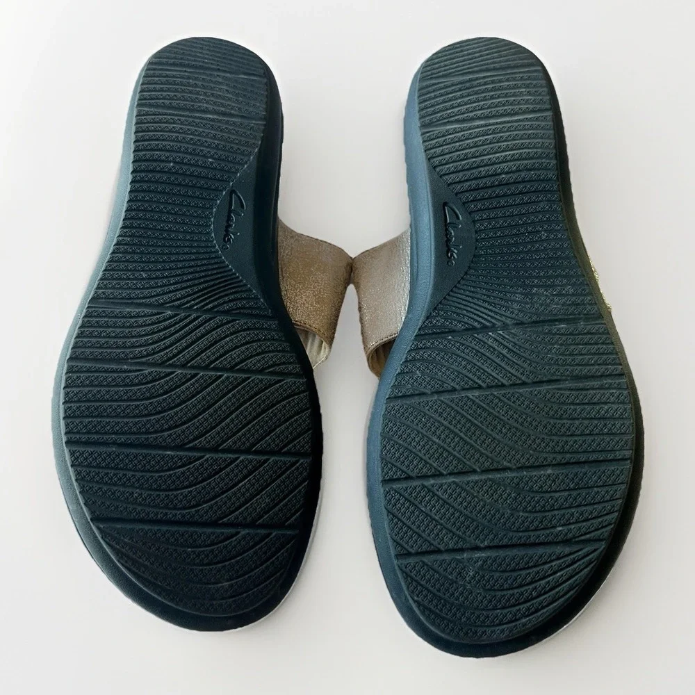 Clarks Collection Laurieann Rae Taupe Thong‎ Sandals Women's Size 10M